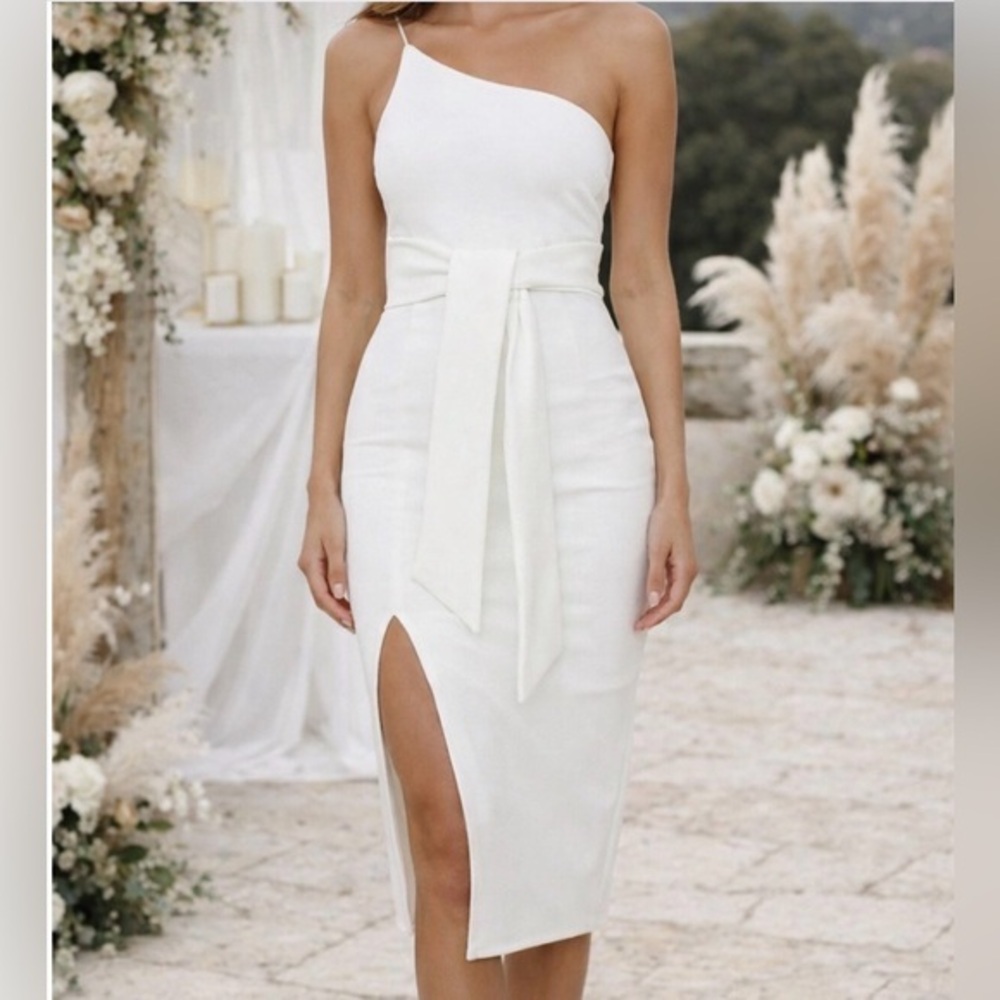 Hello Molly Taking it Back One Shoulder Cutout Bridal Bodycon Dress in White